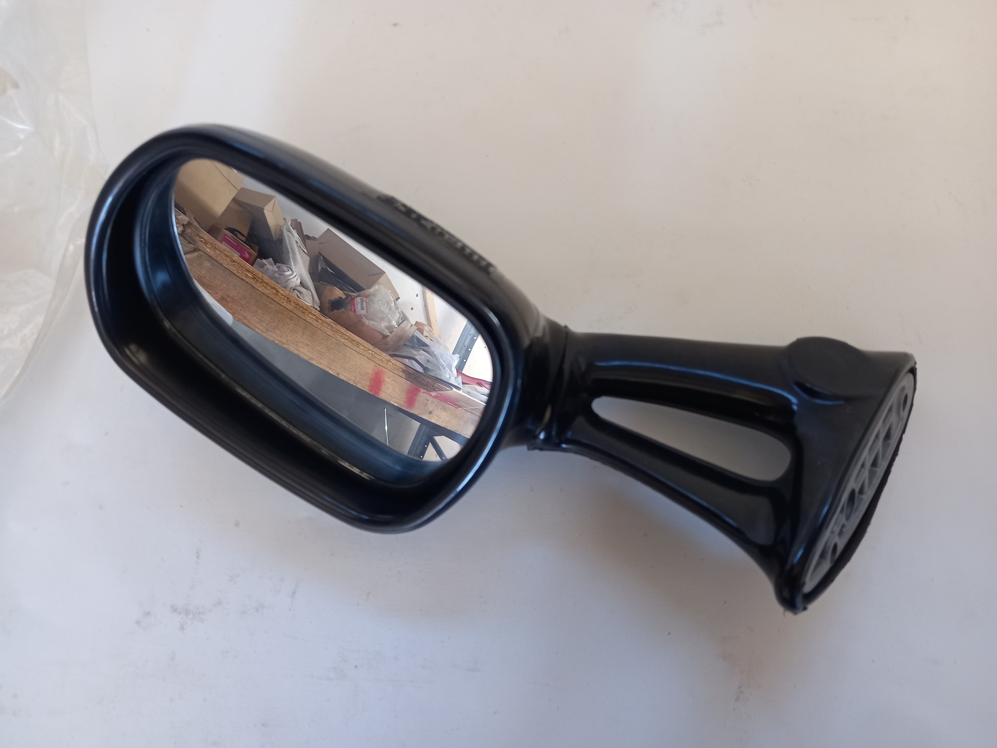 Picture of Honda  RUECKSPIEGEL, R. *R134 *  88110-MN4-003ZH